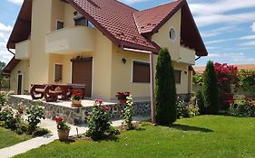 Vila Grecu